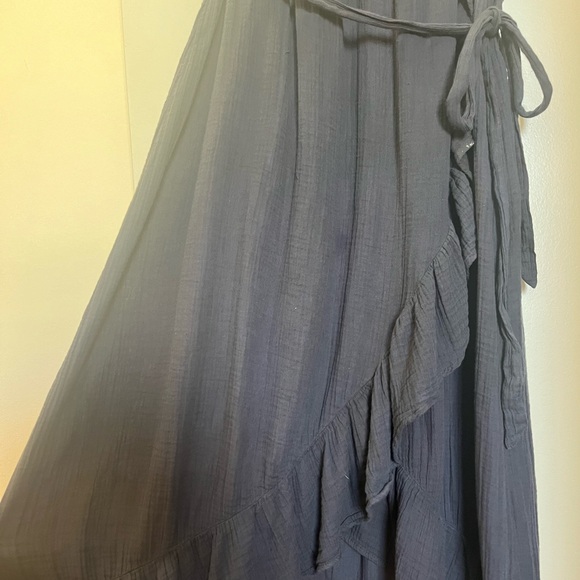 Dark grey gauzy wrap maxi dress - Picture 3 of 8